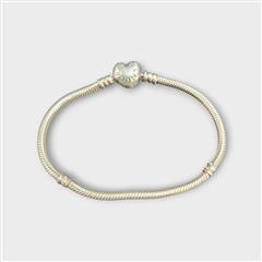 Authentic Pandora Moments Heart & Snake Chain Charm Bracelet S925